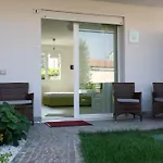 Camera & Caffe Cenni Aparthotel