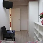Aparthotel Camera & Caffe Cenni 4*