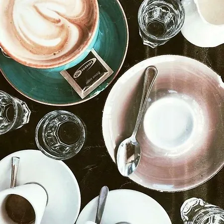 Ξενοδοχείο με διαμερίσματα Camera & Caffe Cenni 4*