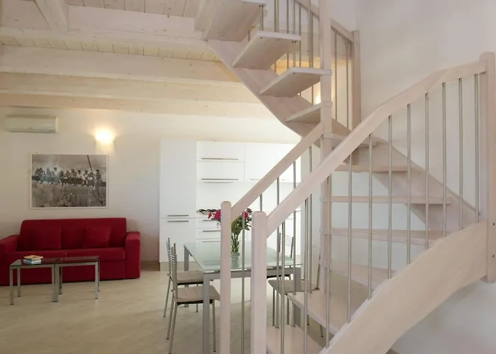 公寓式酒店 曾尼美景及咖啡公寓式酒店 4*