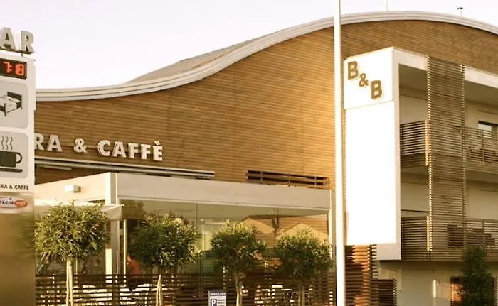 Апарт-отель & Caffe Cenni 4*