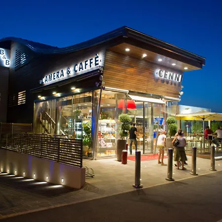 Lägenhetshotell & Caffe Cenni 4*