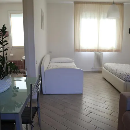 Camera & Caffe Cenni Aparthotel Borgo Fosso Ghiaia