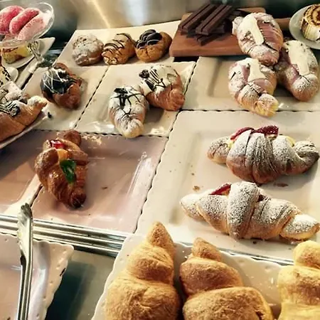 & Caffe Cenni Borgo Fosso Ghiaia