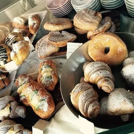 & Caffe Cenni Apart-hotel