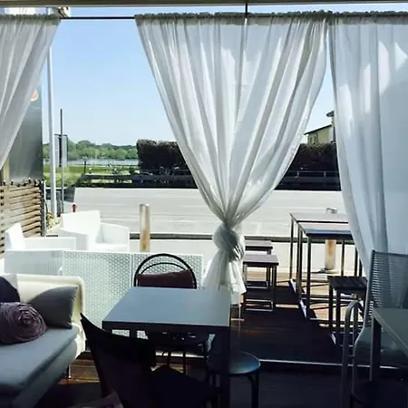 Lejlighedshotel & Caffe Cenni