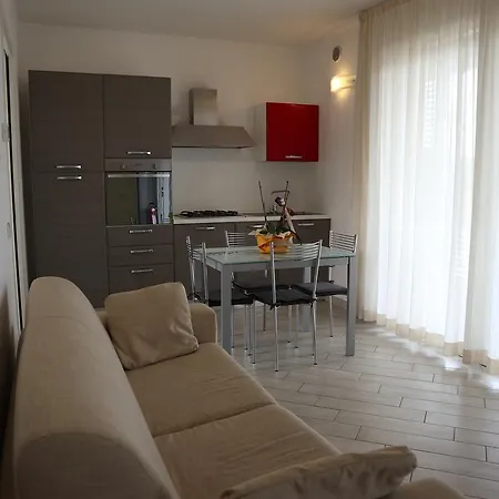 Apart Otel & Caffe Cenni Borgo Fosso Ghiaia