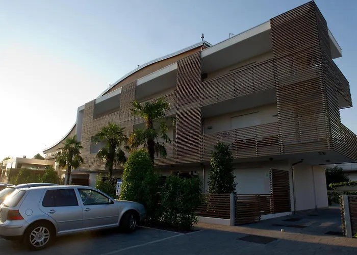 Apart Otel & Caffe Cenni