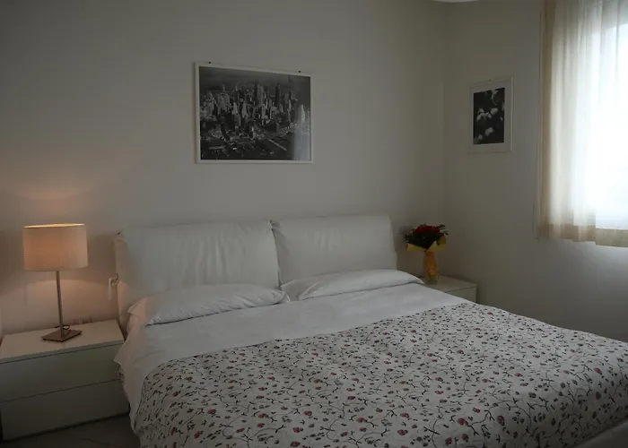 & Caffe Cenni アパートホテル