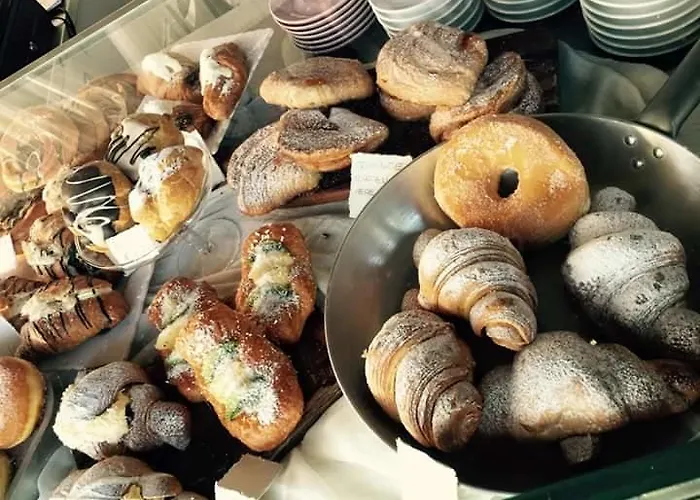 & Caffe Cenni Апарт-отель