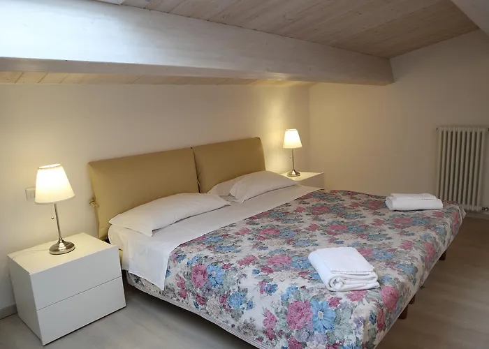 & Caffe Cenni Борго-Фоссо-Гиайя